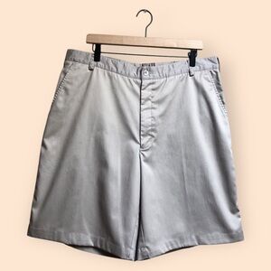 Nike Golf MENS Causal Khaki Shorts Athleisure Work Business Casual Golf MENS 38